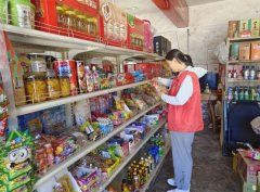 刻守护群众“舌尖上的平安”